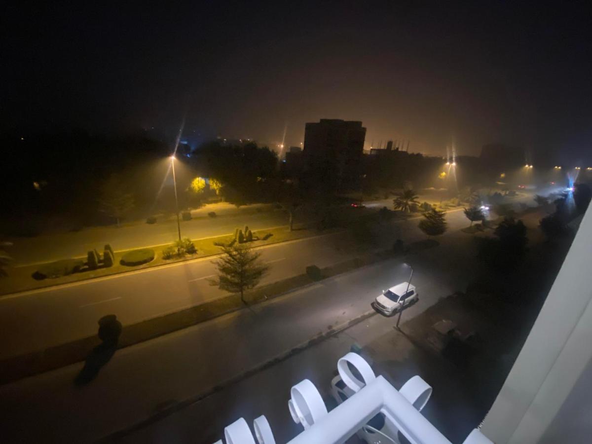Burj Al Bahria Town Luxury Suites Lahore Exterior photo