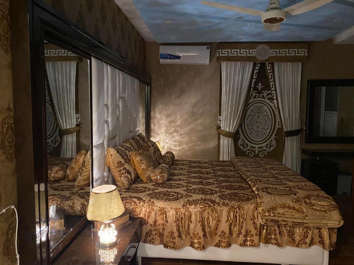 Burj Al Bahria Town Luxury Suites Lahore Exterior photo